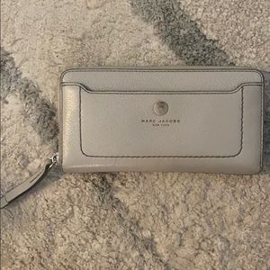 Marc Jacobs wallet
